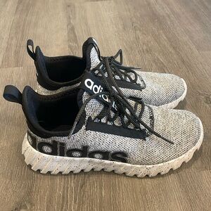 Boys Adidas Tennis Shoes